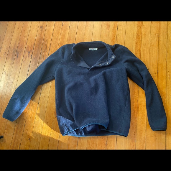 Vineyard Vines Quarter Button Up - Picture 1 of 3